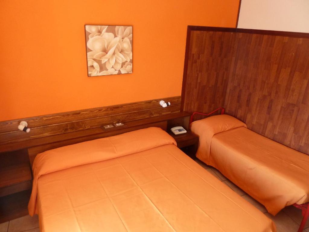 Hotel Caldora Rocca di Mezzo Camera foto