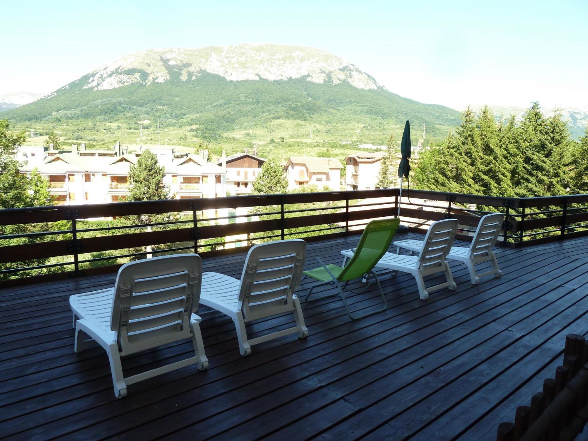 Hotel Caldora Rocca di Mezzo Esterno foto