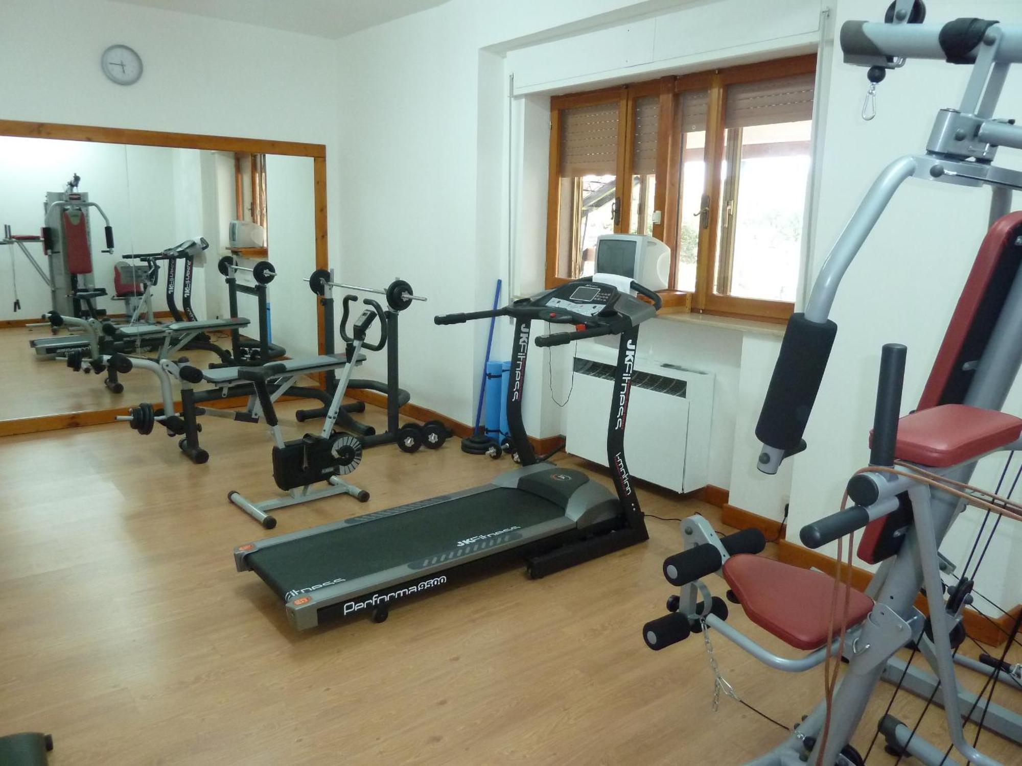 Hotel Caldora Rocca di Mezzo Esterno foto