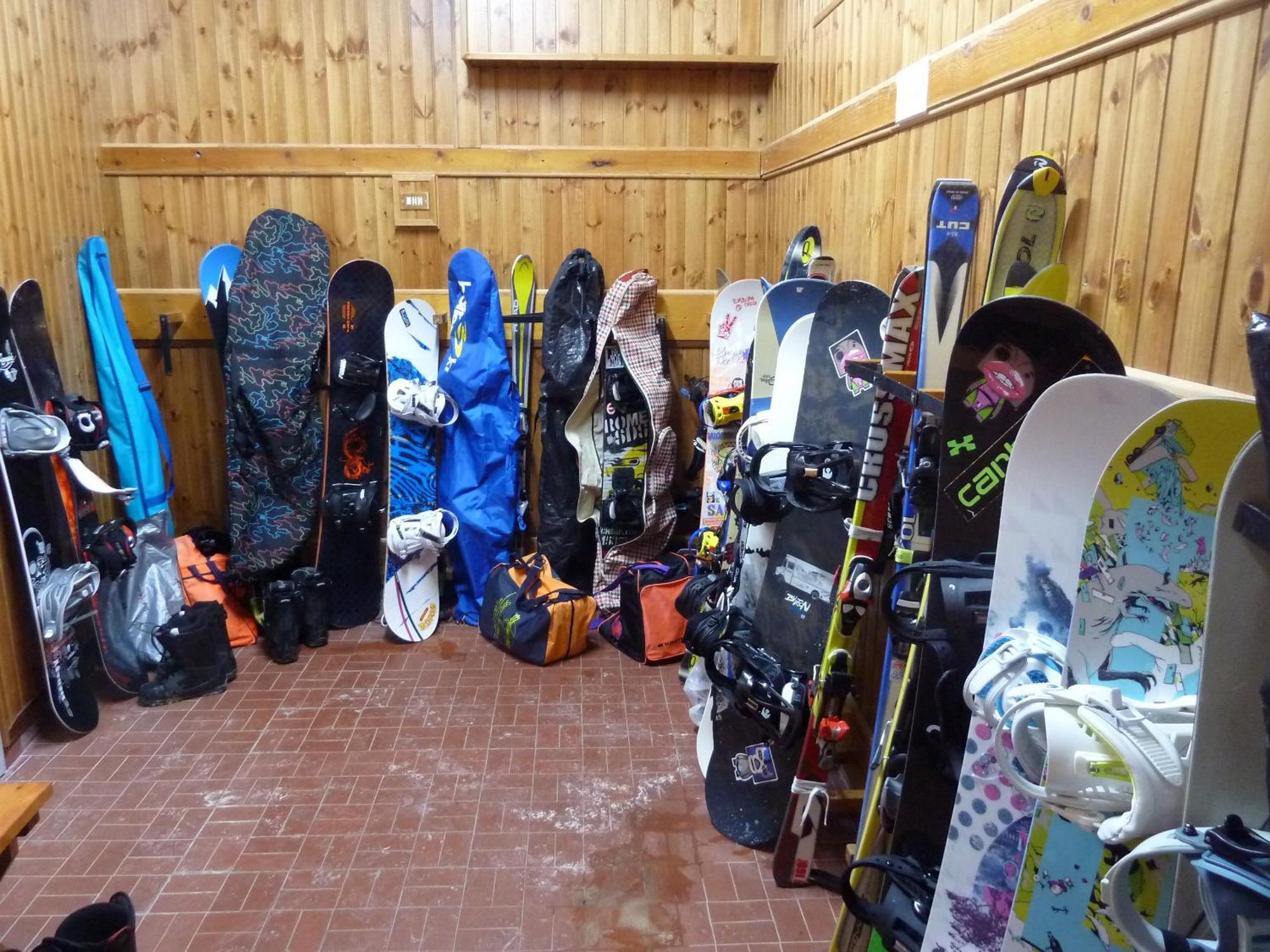 Hotel Caldora Rocca di Mezzo Esterno foto