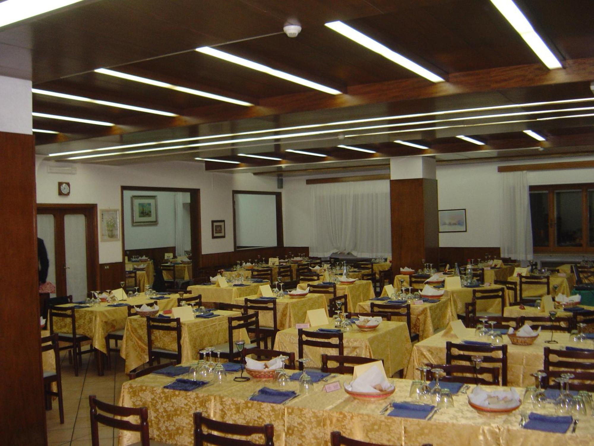 Hotel Caldora Rocca di Mezzo Esterno foto